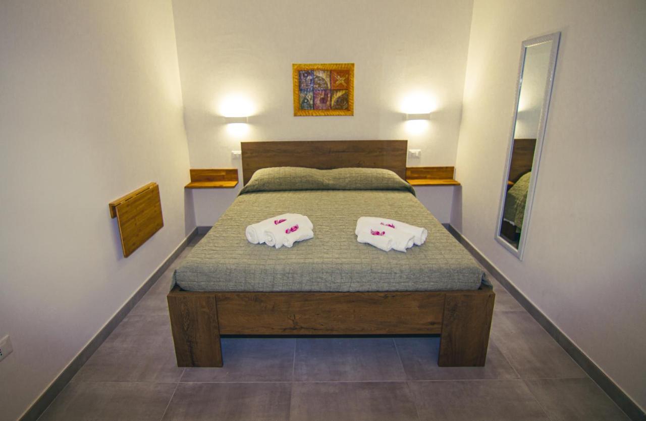 La Terra Del Benessere Castelsardo Bagian luar foto