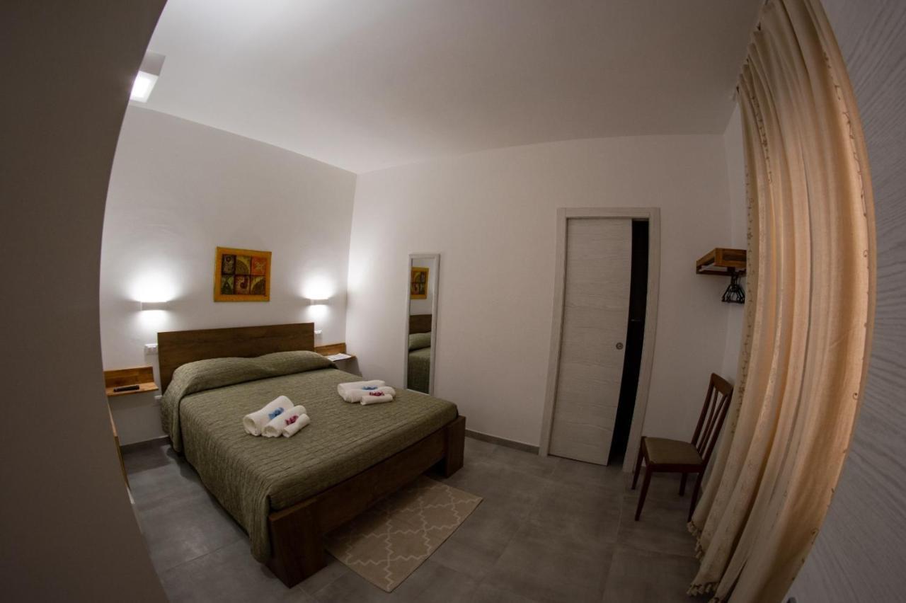 La Terra Del Benessere Castelsardo Bagian luar foto